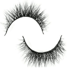 Load image into Gallery viewer, Chloe 3D Mink Lashes
